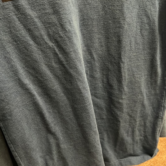 Patagonia men’s extra small tee - Picture 5 of 6